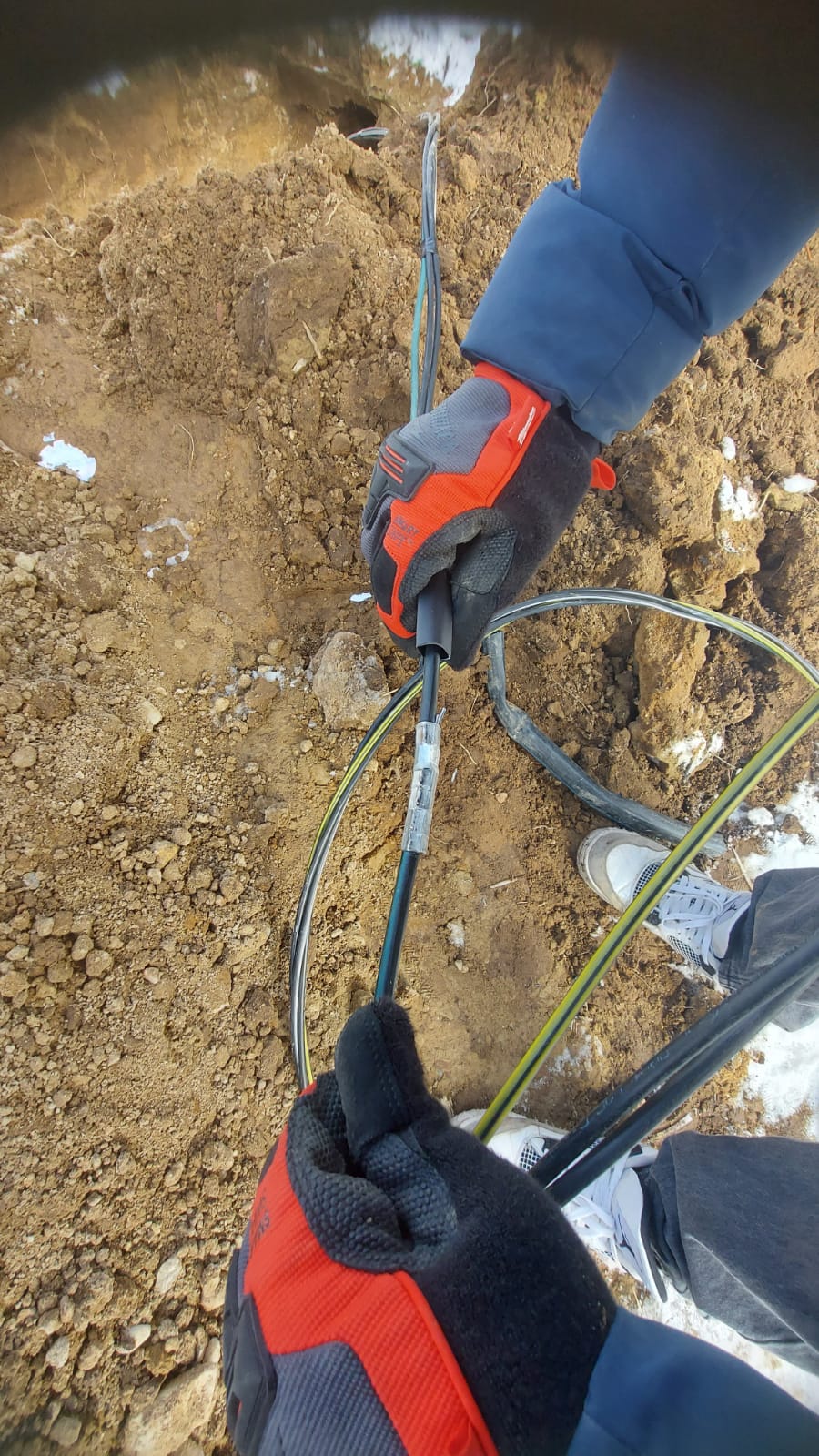 Аварийный выезд электрика