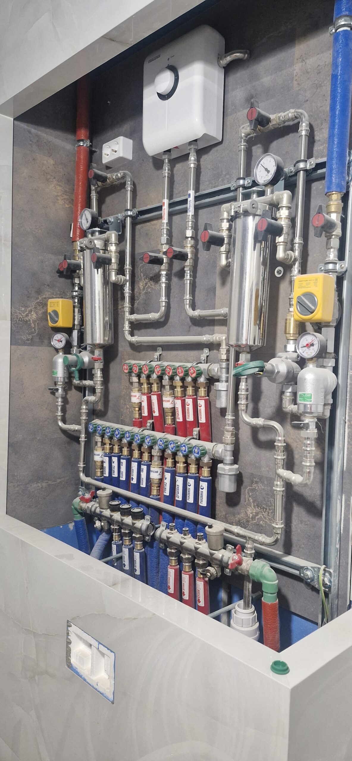 Инженерные системы: водоснабжение и отопление. Цена от 3000м2